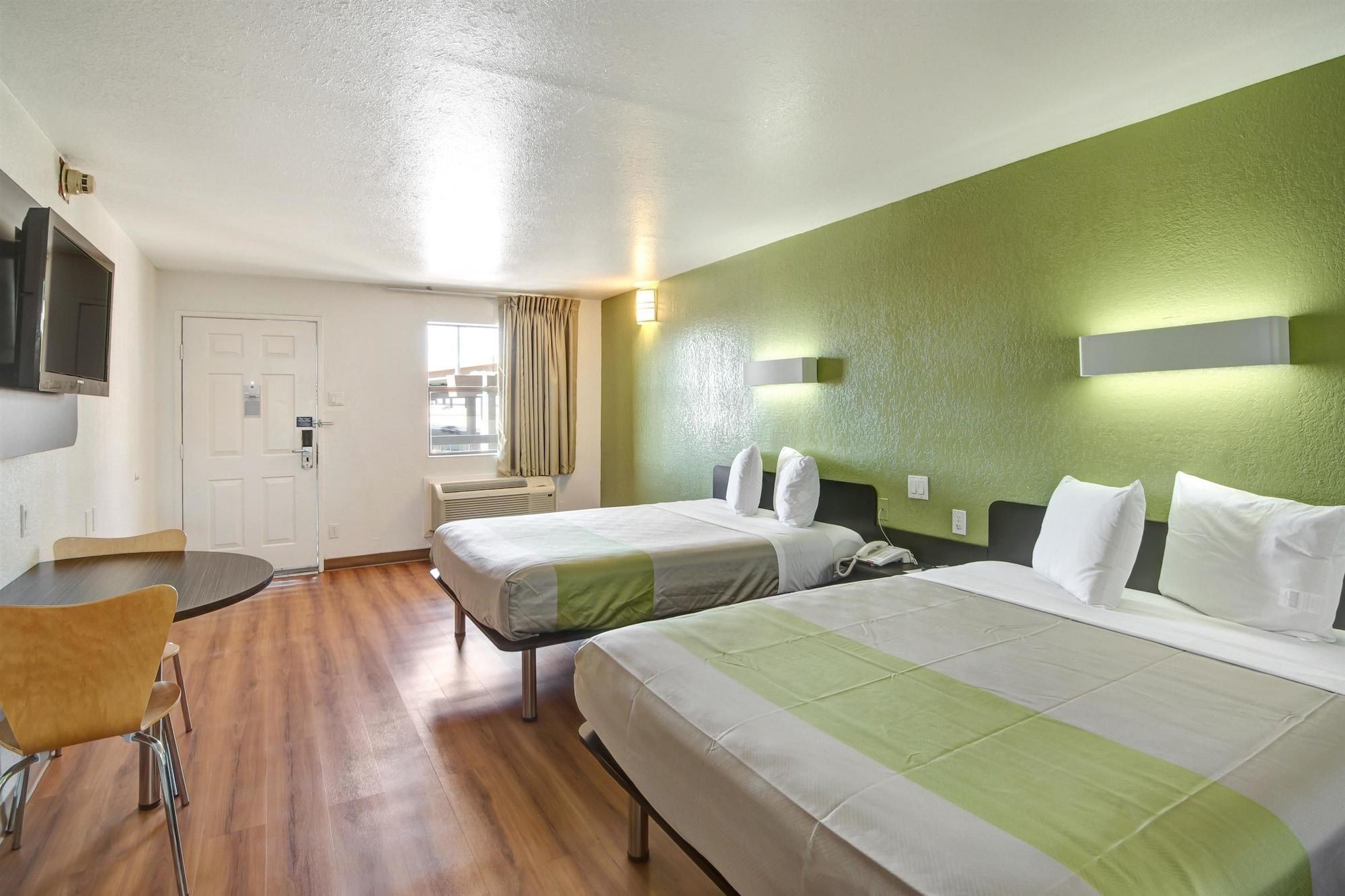 Motel 6-Dallas, Tx - Forest Lane Dış mekan fotoğraf