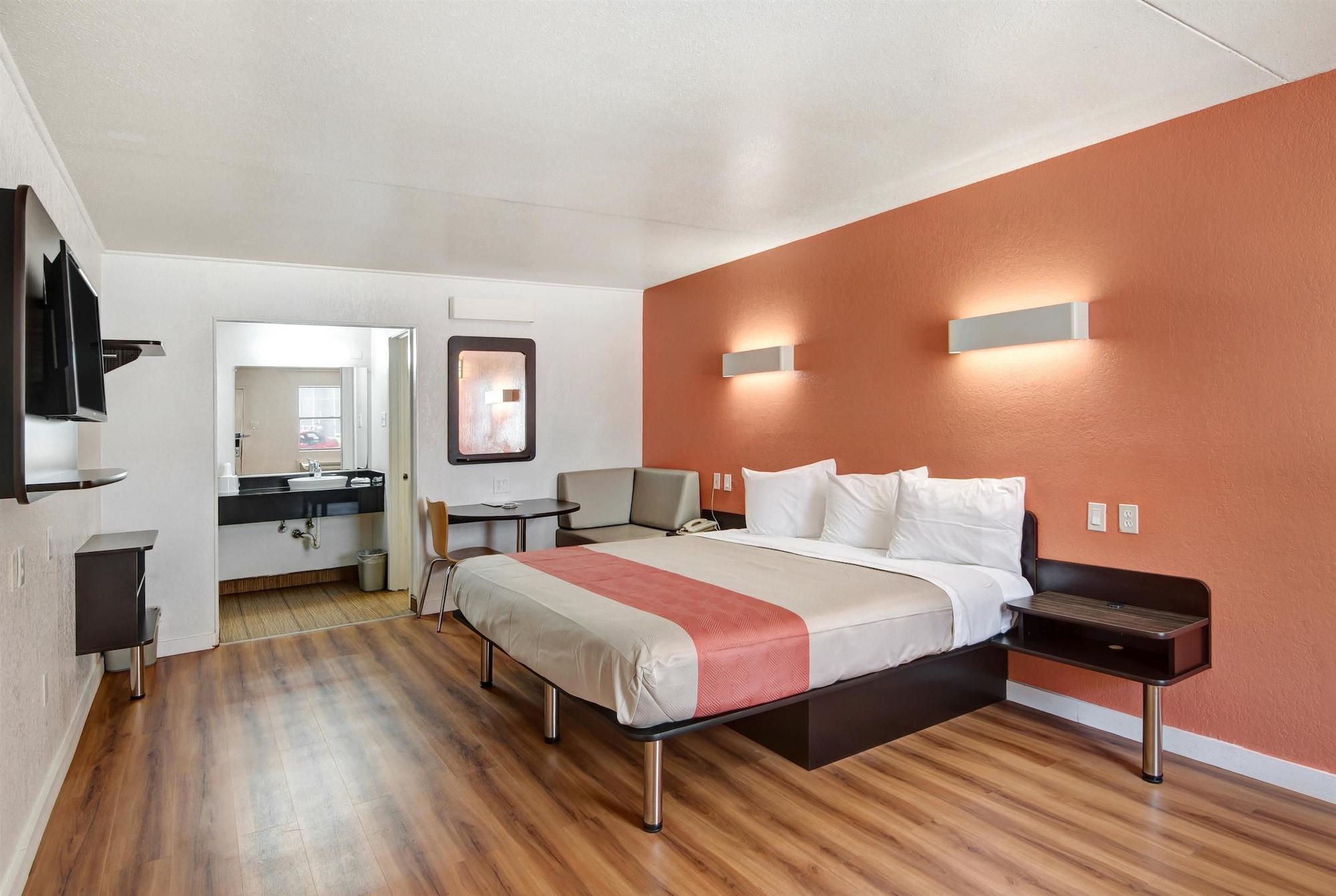 Motel 6-Dallas, Tx - Forest Lane Dış mekan fotoğraf