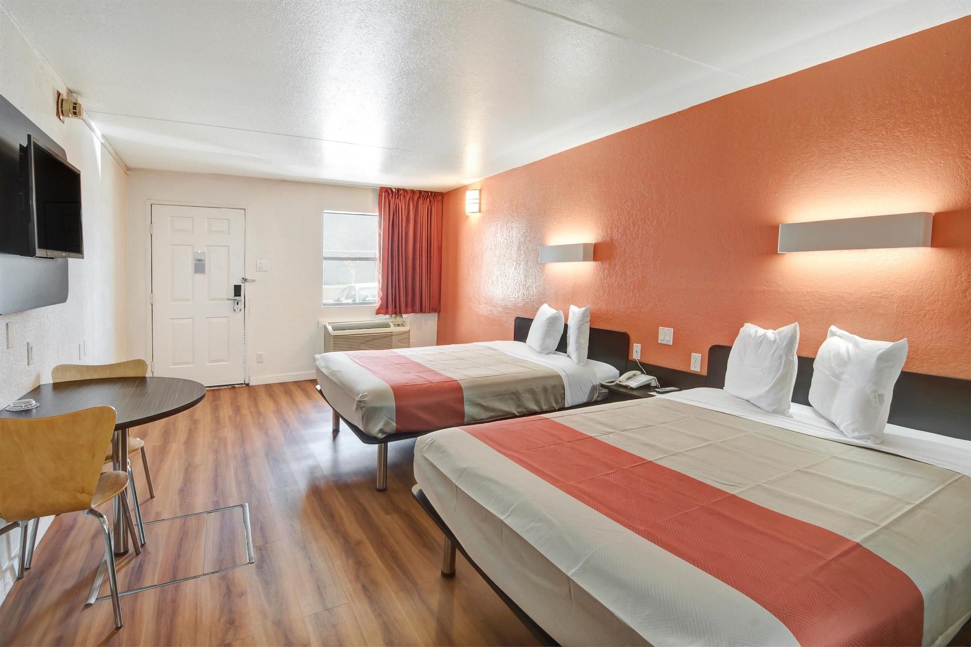 Motel 6-Dallas, Tx - Forest Lane Dış mekan fotoğraf
