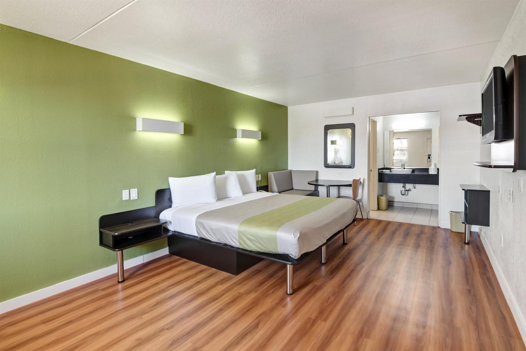 Motel 6-Dallas, Tx - Forest Lane Dış mekan fotoğraf